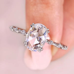 Anillo de Diamantes Ovalados con Corte Rosa en Oro Blanco de 2.15ct, Joyería de Compromiso y Boda con Diamantes Cultivados en Laboratorio, Chapado en Oro de 14k, Vermeil Eternity - Product Image 1