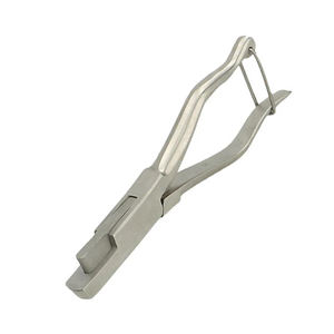 Outil professionnel de marquage d'oreilles de porcs en forme de U, outil de découpe d'oreilles en U de qualité industrielle pour les exploitations agricoles, à vendre - Product Image 2