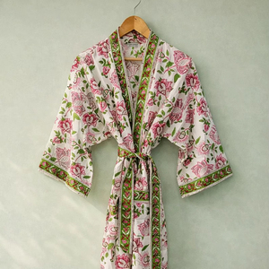 Kimono 100% coton imprimé au bloc, peignoir floral pour femme, idéal printemps-été, motif floral d'inspiration indienne pour la plage et Noël - Product Image 1