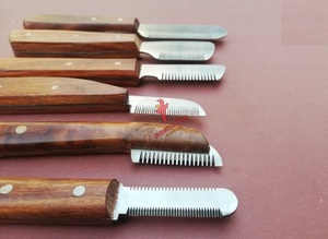 Cuchillo Deslanador para Mascotas, Peine de Aseo 3 en 1 para Gatos, Perros y Cachorros, para Cortar y Recortar el Pelo Fino, Medio y Grueso - Product Image 2