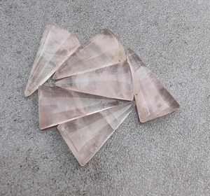 Cabochon en quartz rose naturel, forme triangulaire, calibré, pierre précieuse en vrac pour bijoux - Product Image 6