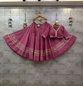 Conjunto de Chaniya Choli de Seda Romana Premium con Bordado Elaborado, Diseño Étnico para Navratri, Bodas y Fiestas - Product Image 6