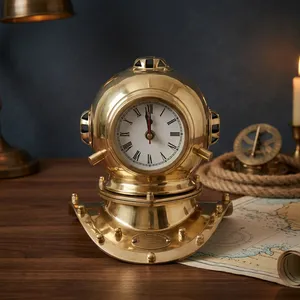 Reloj de Escritorio de Cuarzo Analógico con Diseño de Casco de Buceo Náutico Vintage de Latón, Decoración de Oficina Estilo Marino - Product Image 1