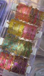 Bracelets en verre kashmiri colorés à bas prix, bijoux traditionnels indiens et pakistanais faits à la main pour femmes, ensembles de bijoux de mariage et de fête. - Product Image 5