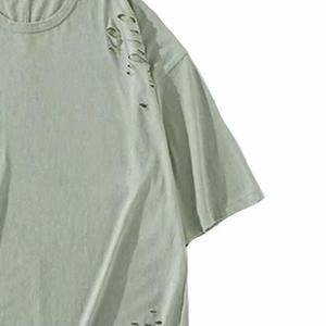T-shirt personnalisé délavé effet soleil, gris vieilli, déchiré, style streetwear, avec logo personnalisé, pour homme, décontracté, 100% coton premium - Product Image 4