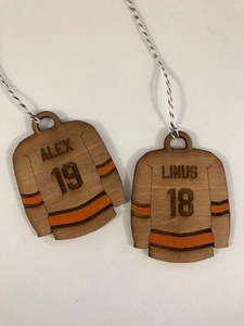 Customizable Handmade Hanging Wooden Ornament for <b>Gifting</b> and Holiday <b>Memories</b> - Product Image 4
