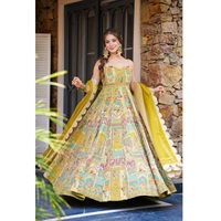 Robe Anarkali sans manches avec dupatta, dernier design, pour mariage et soirées, costume Anarkali tendance à prix abordable