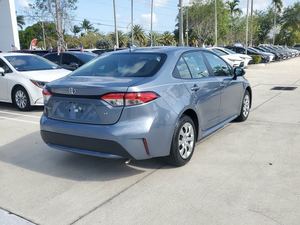 Toyota Corolla LE FWD 2022 d'occasion comme neuve - Product Image 3