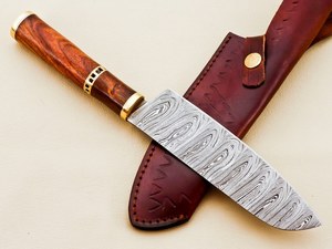 Cuchillo de Cocina Hecho a Mano de Alta Calidad, Personalizable, Hoja de Acero de Damasco, Mango de Madera de Palisandro, Separadores de Latón, Borde Recto de 0.45mm - Product Image 2