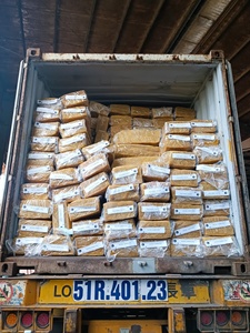 Latex de caoutchouc naturel de qualité supérieure SVR3L, qualité de moulage, haute résistance, pièces automobiles en vrac, meilleur prix directement du Vietnam - Product Image 5