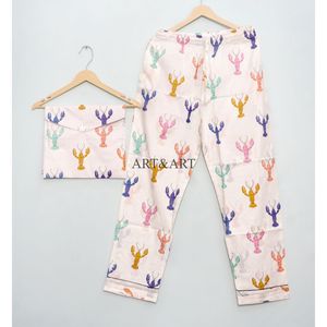 Elegante Conjunto de Pijama de Algodón, Estilo Moderno y Cómodo con Estampado de Escorpio, para Mujeres Modernas, Tela Suave para Dormir - Product Image 4