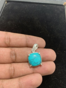 Colgante de plata de ley con turquesa, gema de alta calidad, hermosa joyería, gemas al por mayor para mujeres. - Product Image 3