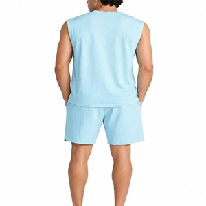 Ensemble deux pièces personnalisé pour homme, débardeur sans manches et short, vêtements de sport d'été, doux, respirant, léger, confortable et actif - Product Image 3