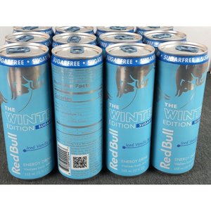 Red Bull The Ice Edition de Alta Calidad, Bebida Refrescante con Sabor a Gomitas Heladas, 24 Latas de 250 ml, 80 mg de Cafeína por Lata, Sabor Limitado de Invierno, Exportación Global - Product Image 4