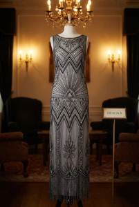 ชุดราตรีประดับลูกปัดสไตล์อาร์ตเดโคสุดหรู – ผู้ผลิตชุดเดรสยาวแบบวินเทจยุค 1920s สไตล์แกตสบี้พร้อมชายครุย - Product Image 2