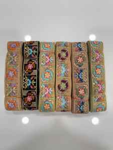 Dentelle en coton brodée de qualité supérieure, fabriquée à partir de fils de coton doux et durables. - Product Image 2