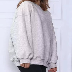 เสื้อสเวตเชิ้ตคอกลมโอเวอร์ไซส์สำหรับผู้หญิง สีพื้น ไหล่ตก แขนยาว ผ้าถักนิตติ้ง คอตตอน ดีไซน์ไม่สมมาตร เหมาะสำหรับใส่ในฤดูใบไม้ร่วง - Product Image 6