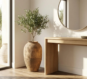 Grand vase de sol rustique fait main en terre cuite, finition émaillée, trou de drainage, poterie méditerranéenne Wabi Sabi pour jardin, extérieur, maison - Product Image 1