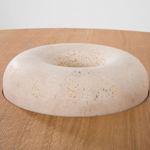 Table basse moderne Daystar Trade avec plateau en bois naturel et base sculpturale en pierre, mobilier de luxe contemporain pour la maison, durable - Product Image 2