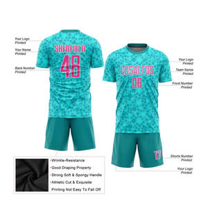 Tenues de football unisexes personnalisées 100% polyester respirant, design uni avec logo d'équipe sur les maillots et les shorts, vêtements de football de haute qualité - Product Image 2
