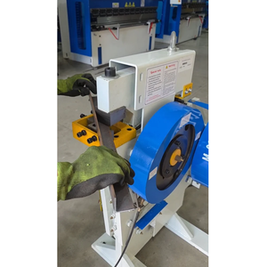 Presse hydraulique rapide pour le travail du fer 120 tonnes |   Poinçonnage, cisaillement, découpe, fabrication métallique, semi-automatique, industriel, usage intensif - Product Image 3