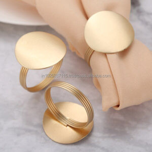 Rond de serviette en métal sur le thème du mariage élégant pour la décoration de dîner avec des détails artistiques faits à la main de qualité supérieure modernes et élégants - Product Image 5