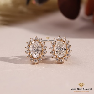 Boucles d'oreilles en forme de fleur ovale brillante, serties de diamants de laboratoire CVD, 2 carats au total, certifiées IGI, clarté VVS2, couleur D, or massif 14 carats - Product Image 1