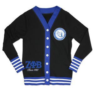 Cardigan classique Zeta Phi Beta pour femme, noir et bleu, boutonné, en tricot, avec lettres grecques, tenue décontractée de sororité - Product Image 1