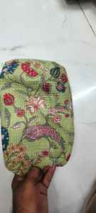 กระเป๋าเครื่องสำอางแบบควิลท์ทำมือลายพิมพ์บล็อกอินเดียผ้าฝ้ายขนาดใหญ่ ชุดกระเป๋าใส่ของอเนกประสงค์ เป็นมิตรกับสิ่งแวดล้อม กันน้ำ พร้อมซิป - Product Image 5