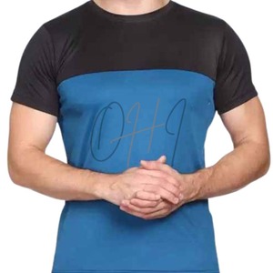T-shirt à manches courtes pour homme, bleu et noir, à blocs de couleur, col rond, avec motif, séchage rapide, coupe décontractée, longueur normale, tricoté en polyester - Product Image 4