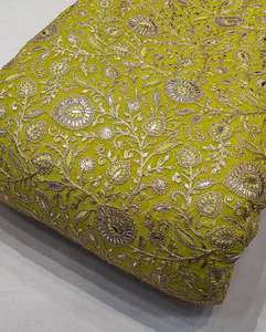 Tissu en gros pour broderie, tissu perlé, tissu en dentelle, tissu en maille pour la fabrication de kaftans et abayas, fourniture et exportation - Product Image 2