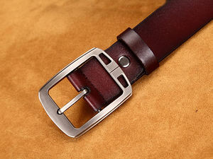 Cinturón de Cuero Vacuno con Hebilla de Cobre de Diseño Vintage, Cinturón Casual Ecológico de Pakistán - Product Image 3