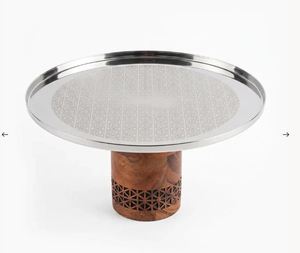 Support à gâteau en acier inoxydable avec base en bois, plateau rond pour desserts, plateau de service en métal gravé, décoration de table pour fêtes - Product Image 2