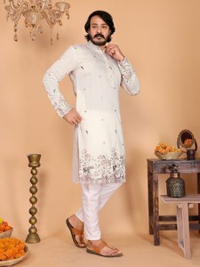 Ensemble Kurta Pyjama en Lin et Coton Durable avec Broderie et Sequins, Tenue Ethnique pour Hommes, Idéal pour Mariages, Festivals et Soirées - Product Image 5