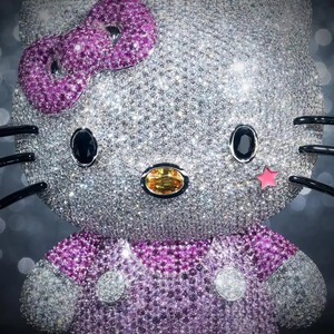 Pendentif Chat de Dessin Animé Iced Out avec Nœud Rose et Pavé de Cristaux, Style Hip Hop, Bijoux de Mode pour Femmes, Vente en Gros Personnalisée - Product Image 5