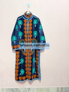 Elegant Velvet Embroidered Coat Women <b>Mandarin</b> <b>Collar</b> Full Sleeve Floral Print Long Winter <b>Jacket</b> Hand Embroidery - Product Image 4