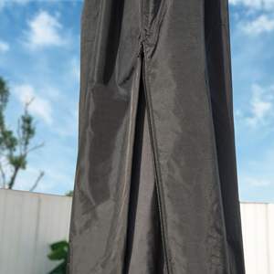 Housse de parasol de patio noire toutes saisons, imperméable et durable en polyester avec aérations intégrées - Product Image 5