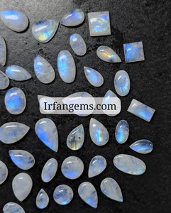 High Quality White <b>Rainbow</b> Moonstone Cabochon Flashy <b>Rainbow</b> Effect Loose Gemstone Wholesale White <b>Rainbow</b> Moonstone Pendent - Product Image 4