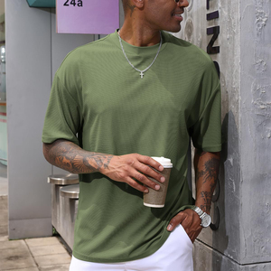 เสื้อยืดโอเวอร์ไซส์สำหรับผู้ชายเสื้อเชิ้ตทรงโอเวอร์ไซส์ลำลองผ้านุ่มสีทึบและใส่สบาย - Product Image 4