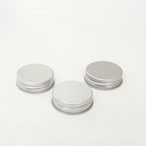 Capsules en aluminium écologiques, bouchons à vis de qualité alimentaire pour bouteilles de jus et d'eau minérale, taille personnalisée, fabricant Pavico Vietnam - Product Image 2