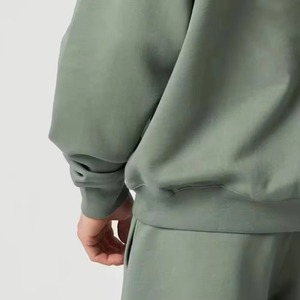 Sudadera con capucha y suéter de algodón premium para hombre, de felpa lisa teñida, jersey de cuello redondo blanco, conjunto de jogger personalizado OEM al por mayor - Product Image 6