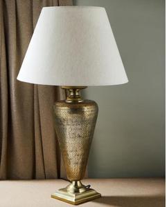 Lámpara de Mesa Tradicional de Latón con Pantalla de Tela Blanca Estilo Empire, Luz Blanca Cálida para Sala de Estar, Iluminación Decorativa - Product Image 1