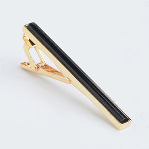 Pinza de Corbata para Hombre con Cuarzo Ahumado y Baño de Oro de 18K, Piedra de Feng Shui – KCVDADE002 |   Colección Tinh Vu |   Hecho en Vietnam - Product Image 1