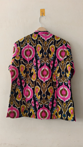 Veste Kantha vintage indienne en coton matelassé tricoté à imprimé floqué pour l'hiver - Product Image 2