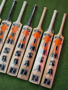 Bate de Críquet Ihsan Sports Serie Clásica Edición King, Madera de Sauce Inglesa, Duradero y Ligero, con Funda Protectora y Agarre Extra - Product Image 4