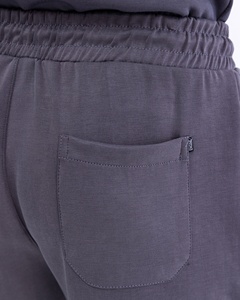 Pantalones cortos de entrenamiento de secado rápido para hombre Pantalones cortos de entrenamiento y gimnasio transpirables ligeros para un rendimiento activo - Product Image 4