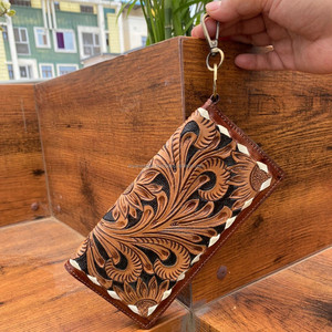 กระเป๋าสตางค์หนังแท้สำหรับผู้หญิงหนังวัวลายดอกไม้แบบตะวันตกสามารถปรับแต่งได้ตามต้องการ - Product Image 3