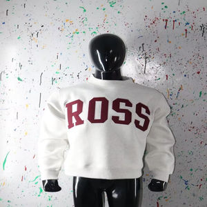 Sudadera ROSS WHITE con cuello alto, 100% algodón, con apliques bordados en color marrón, cuello ancho, URBAN PRODUCTIONS - Product Image 1
