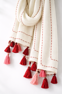 Écharpe 100 % coton brodée à la main à pois, avec pompons faits main, respirante, durable, étole artisanale personnalisable, accessoire de mode OEM - Product Image 5