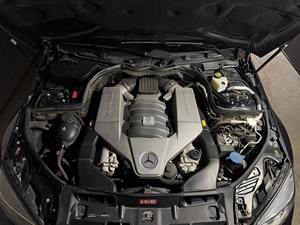 Mercedes-Benz C63 AMG Sedán 2010 - Product Image 4